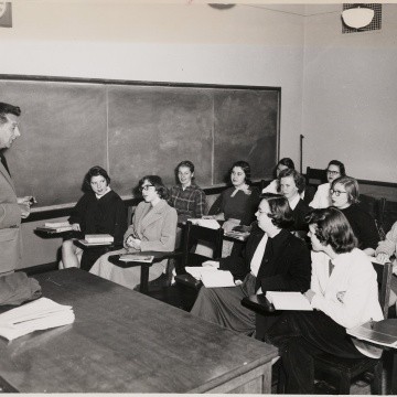 Professor Valentine Giamatti with his students in class