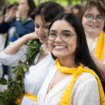 Students smiling during the Laurel Parade 2023