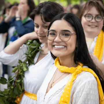 Students smiling during the Laurel Parade 2023