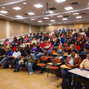 Students at the Sophomore Institute at Mount Holyoke College