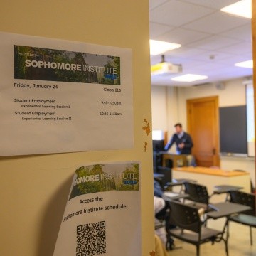 Sign at the Sophomore Institute at Mount Holyoke College