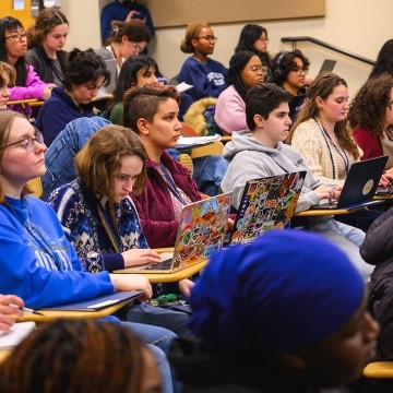 Full room for the Sophomore Institute.