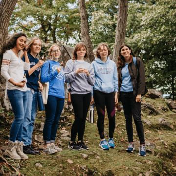 Students enjoying ice cream on Mountain Day