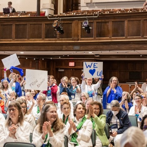 Reunion classes celebrate their classmates’ accomplishments during the 2023 Alumnae Association Annual Meeting.