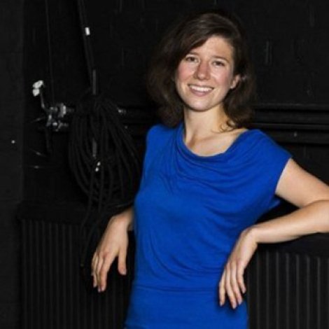 Clare Schweitzer ’12