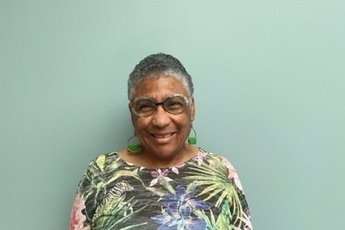 Madeline L. Peters | Mount Holyoke College
