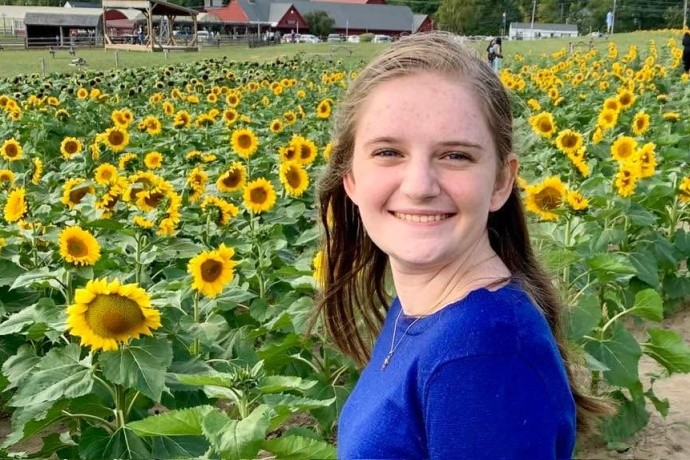 Caroline Steenhoek ’23