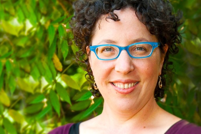 In addition to her book on Franz Rosenzweig, Mara Benjamin studies maternity, gender and sexuality and feminism in modern and historical Judaism.