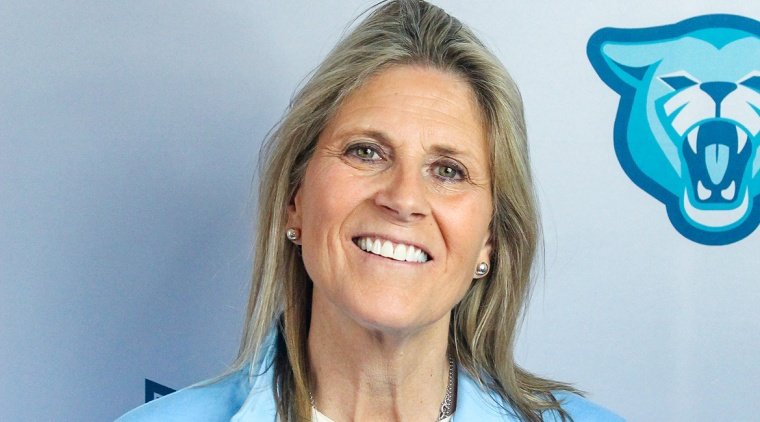 Andy Whitcomb  Head Field Hockey Coach | Senior Woman Administrator | Senior Lecturer in Physical Education and Athletics