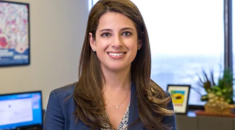 Alexandra Crean ’12