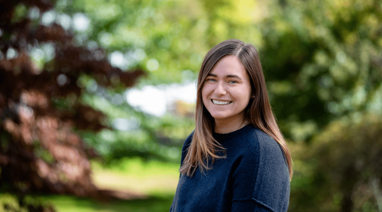 Carly Basile ’16