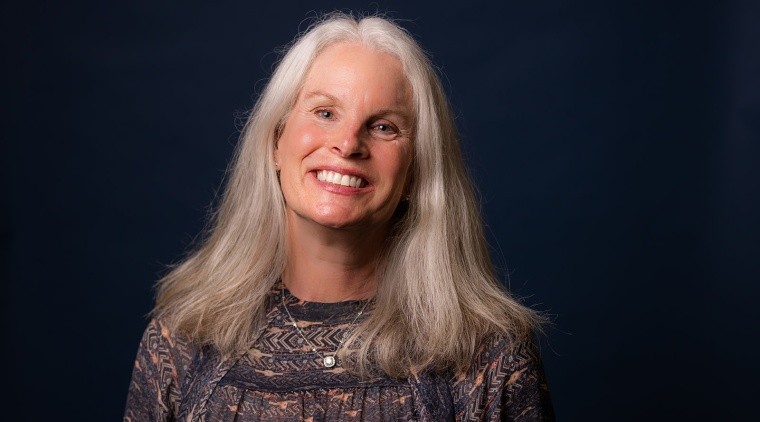 Janice Albert ’82, Volunteer Experience Committee Chair, Mount Holyoke College Alumnae Association