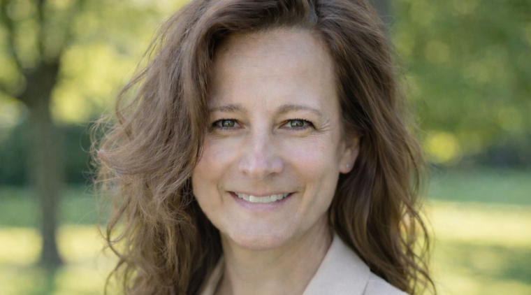Julie Ogg