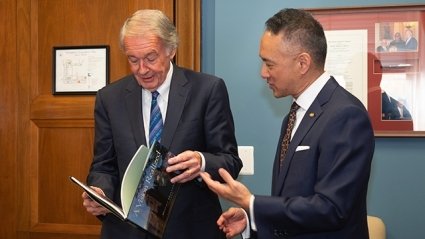 Associate Professor Calvin Chen (right) with Sen. Ed Markey.