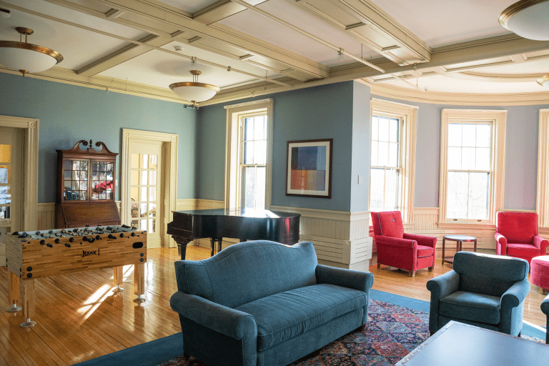 The common room in Mead Hall