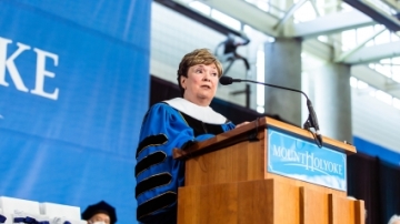 Lynn Pasquarella ’80 speaking at the 2020 Commencement ceremony