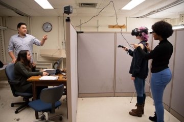 Students in John Tawa's BEARS lab