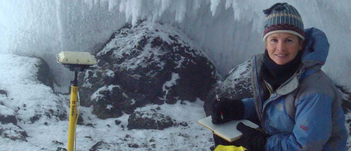 Nelia W. Dunbar ’83 conducting fieldwork in an ice cave in Antartica.