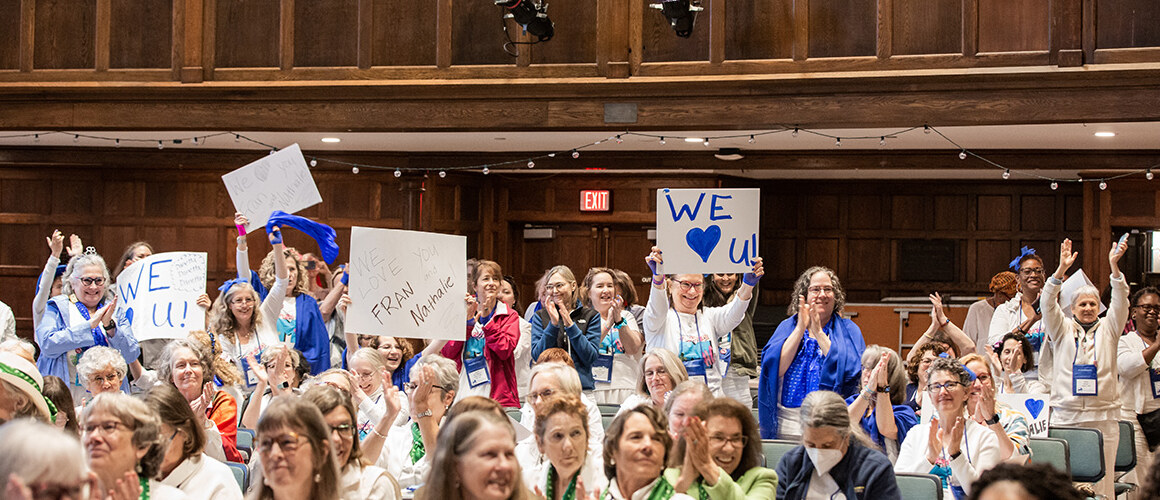 Reunion classes celebrate their classmates’ accomplishments during the 2023 Alumnae Association Annual Meeting.